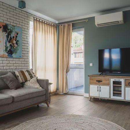 Stylish 1Bd - Free Private Garage Apartment Пловдив Екстериор снимка